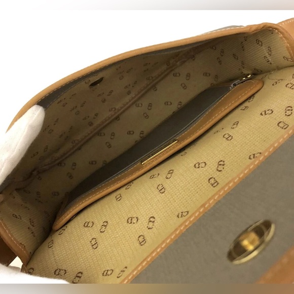 Christian Dior CD Logo Crossbody Vintage - Picture 10 of 12